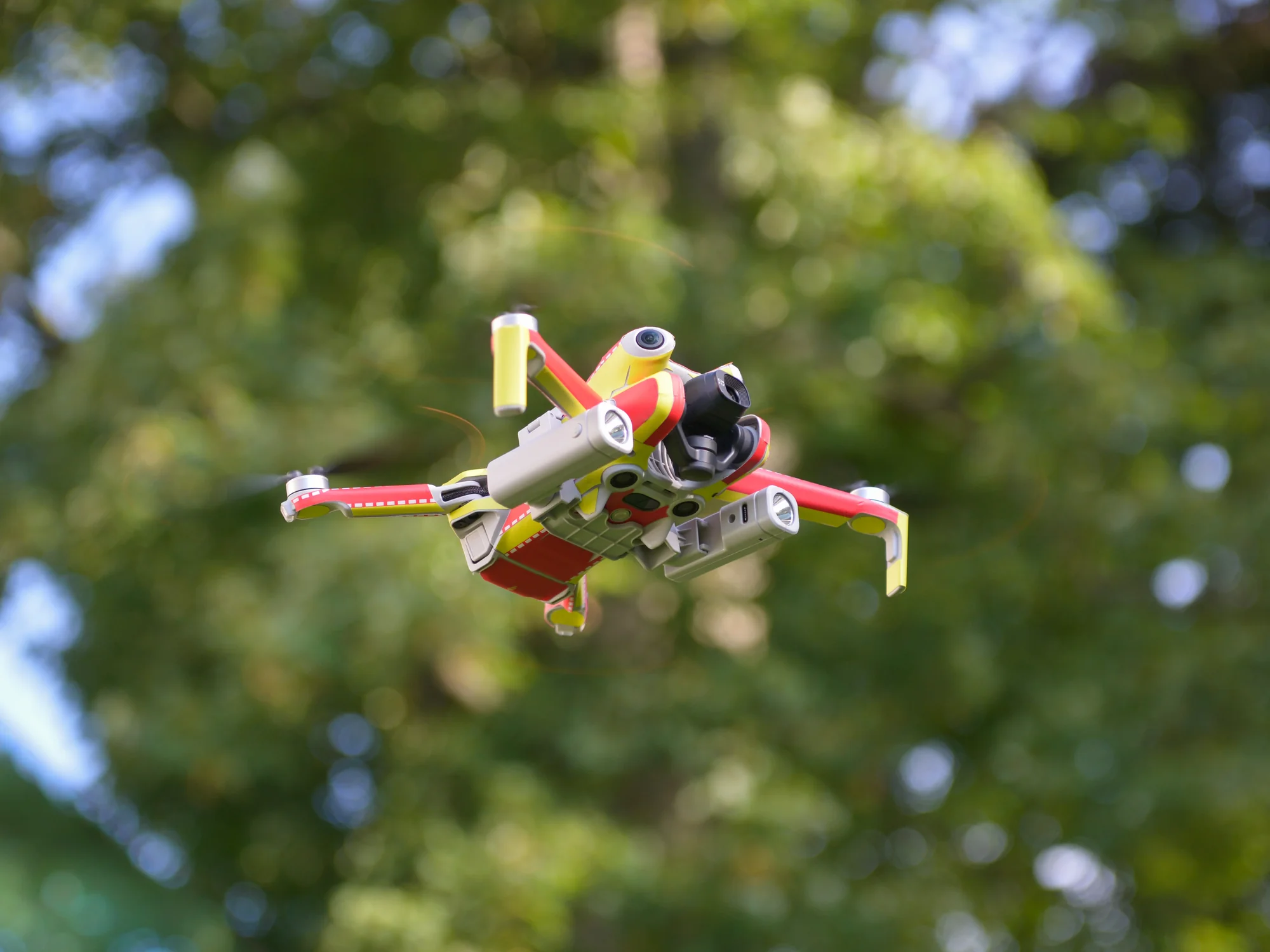 Drohne im Einsatz für Luftaufnahmen und Vermessung